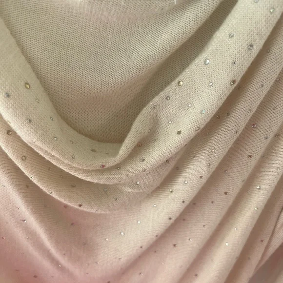 Reitmans bling sweater top shirt beige cream white rhinestone crystals silver๐ - Picture 4 of 5
